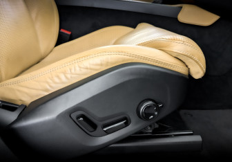 Подержанный автомобиль Volvo XC90 2015 года (25 фото)