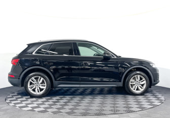 Подержанный автомобиль Audi Q5 2018 года (4 фото)
