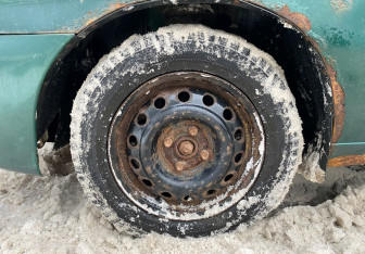 Подержанный автомобиль Chevrolet Lanos 2006 года (15 фото)