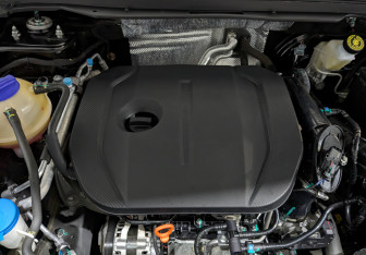 Подержанный автомобиль Omoda C5 2023 года (9 фото)