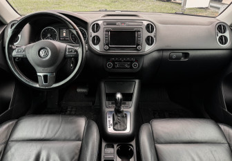 Подержанный автомобиль Volkswagen Tiguan 2012 года (12 фото)