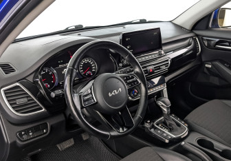 Подержанный автомобиль Kia Seltos 2022 года (15 фото)