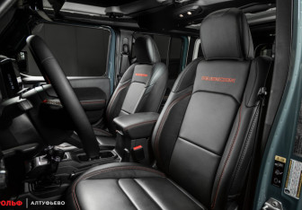 Новый Jeep Wrangler 2025 (10 фото)