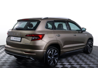 Подержанный автомобиль Skoda Karoq 2023 года (5 фото)