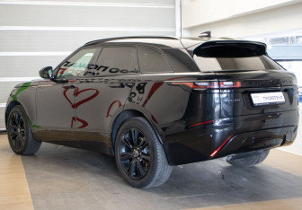 Подержанный автомобиль Land Rover Range Rover Velar 2022 года (6 фото)