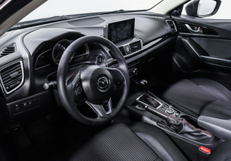 Подержанный автомобиль Mazda 3 Sedan 2015 года (9 фото)