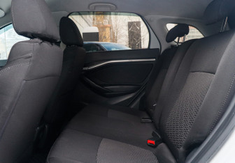 Подержанный автомобиль LADA (ВАЗ) Vesta Wagon 2019 года (10 фото)