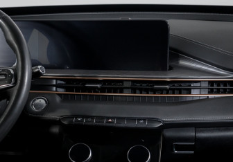 Подержанный автомобиль Exeed LX 2023 года (13 фото)