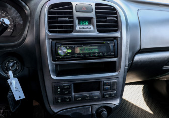 Подержанный автомобиль Hyundai Sonata 2009 года (17 фото)