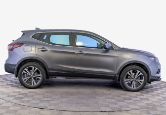 Подержанный автомобиль Nissan Qashqai 2021 года (4 фото)