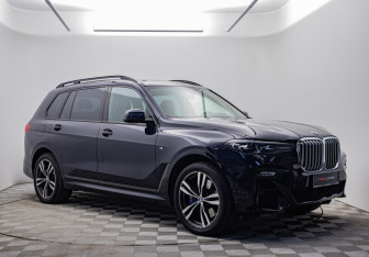 Подержанный автомобиль BMW X7 2020 года (3 фото)