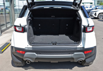 Подержанный автомобиль Land Rover Range Rover Evoque 2018 года (10 фото)