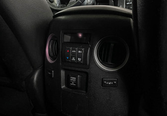 Подержанный автомобиль Honda Pilot 2013 года (19 фото)