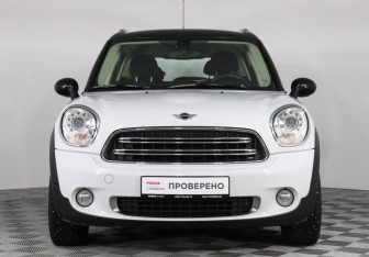 Подержанный автомобиль MINI Countryman 2016 года (2 фото)