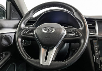 Подержанный автомобиль Infiniti QX50 2018 года (14 фото)