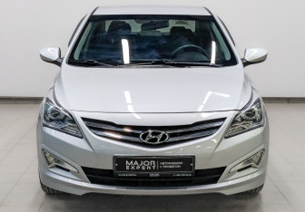 Подержанный автомобиль Hyundai Solaris Sedan 2016 года (2 фото)