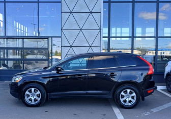 Подержанный автомобиль Volvo XC60 2011 года (8 фото)