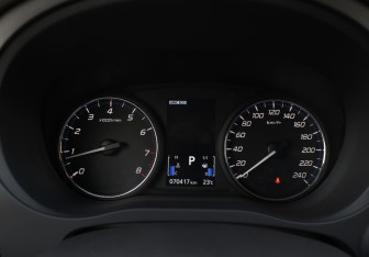 Подержанный автомобиль Mitsubishi Outlander 2021 года (13 фото)