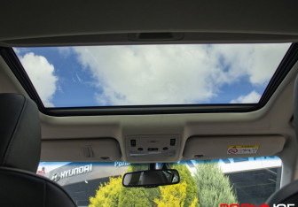 Подержанный автомобиль Lexus ES 2013 года (16 фото)