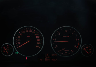 Подержанный автомобиль BMW X3 2013 года (12 фото)