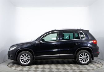 Подержанный автомобиль Volkswagen Tiguan 2013 года (8 фото)