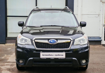 Подержанный автомобиль Subaru Forester Suv 2014 года (2 фото)