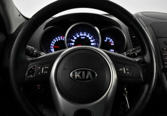 Подержанный автомобиль Kia Soul 2013 года (9 фото)