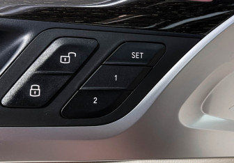 Подержанный автомобиль BMW X3 2022 года (20 фото)