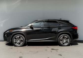 Подержанный автомобиль Lexus RX 2016 года (8 фото)