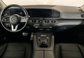 Подержанный автомобиль Mercedes-Benz GLE 2019 года (12 фото)