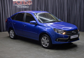 Подержанный автомобиль LADA (ВАЗ) Granta Liftback 2021 года (3 фото)
