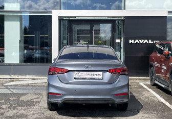 Подержанный автомобиль Hyundai Solaris Sedan 2019 года (6 фото)