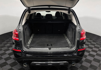 Подержанный автомобиль BMW X3 2020 года (9 фото)