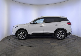 Подержанный автомобиль Chery Tiggo 7 Pro 2021 года (8 фото)