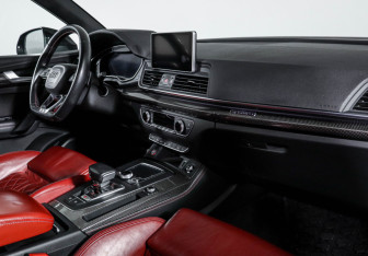 Подержанный автомобиль Audi SQ5 2019 года (9 фото)