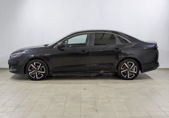 Подержанный автомобиль Kaiyi E5 2023 года (7 фото)