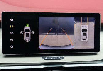 Подержанный автомобиль Geely Coolray 2023 года (22 фото)