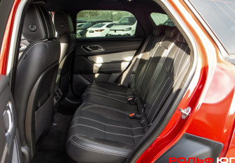 Подержанный автомобиль Land Rover Range Rover Velar 2019 года (8 фото)