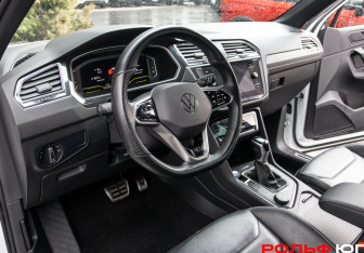 Подержанный автомобиль Volkswagen Tiguan 2022 года (16 фото)