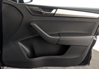 Подержанный автомобиль Skoda Rapid Liftback 2020 года (25 фото)