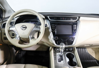 Подержанный автомобиль Nissan Murano Suv 2018 года (7 фото)