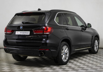 Подержанный автомобиль BMW X5 2016 года (5 фото)