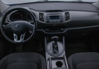Подержанный автомобиль Kia Sportage 2014 года (13 фото)