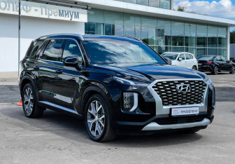 Подержанный автомобиль Hyundai Palisade 2021 года (3 фото)