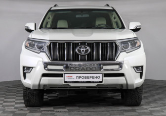 Подержанный автомобиль Toyota Land Cruiser Prado 2021 года (2 фото)