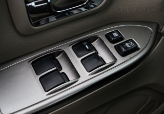 Подержанный автомобиль Mitsubishi Pajero 2019 года (21 фото)