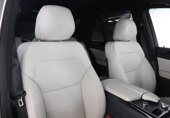 Подержанный автомобиль Mercedes-Benz GLE 2018 года (16 фото)