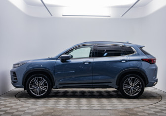 Подержанный автомобиль Exeed LX 2022 года (8 фото)