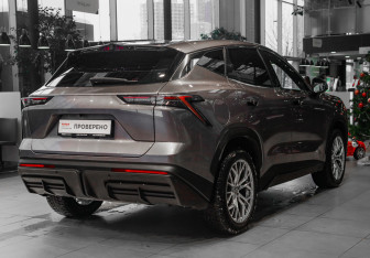 Подержанный автомобиль Jetour Dashing 2023 года (4 фото)