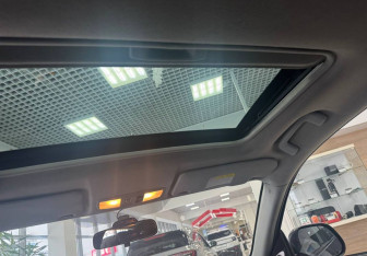 Подержанный автомобиль Mitsubishi Outlander 2007 года (12 фото)